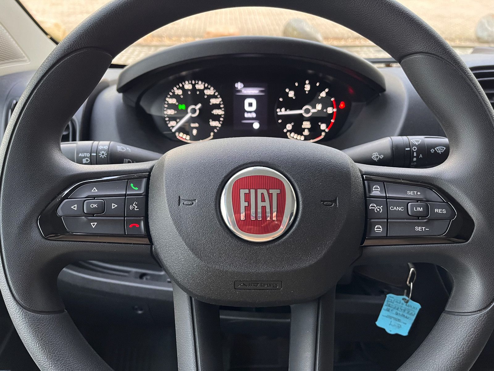 Fahrzeugabbildung Fiat Ducato Maxi Grossr.-Kasten 35 140 L4H2 teilvergl