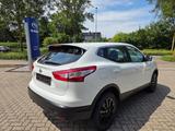 Nissan Qashqai 1.2 DIG-T Acenta - gebrauchte Nissan Qashqai aus dem Jahr 2014