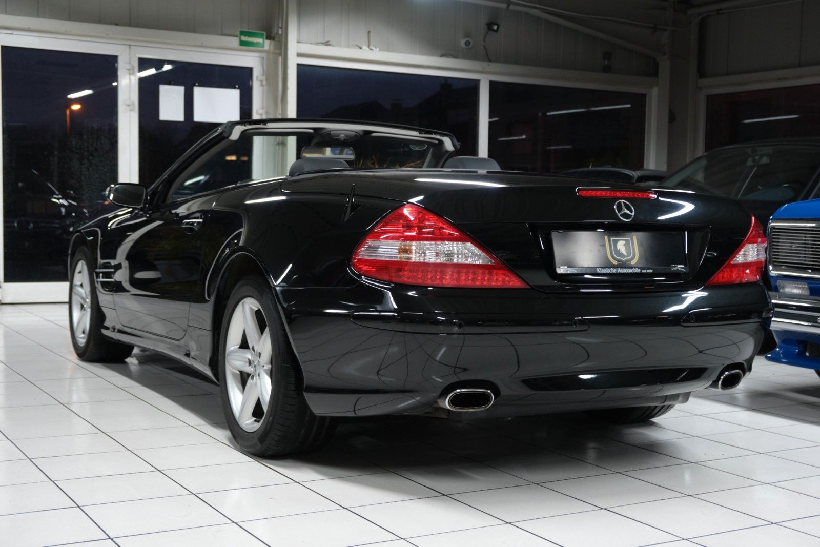 Fahrzeugabbildung Mercedes-Benz SL 350/Deutsch/Erstlack/MB-Historie/Top