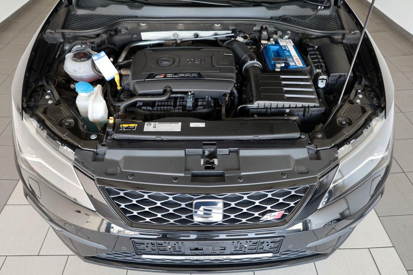 Fahrzeugabbildung SEAT Leon SC Cupra 300,T.Leder,Navi,LED,SH,Kamera,ACC