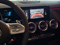 Fahrzeugabbildung Mercedes-Benz GLA 45 S AMG 4M+ (PANO/SZ-LÜFT/PERF-ABGAS/DRIVER