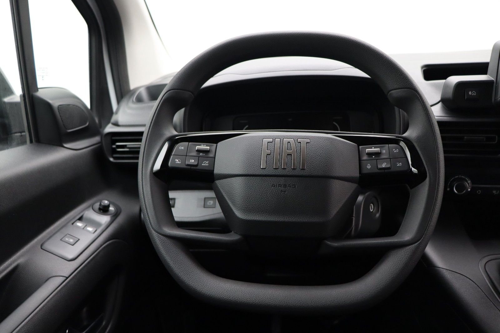 Fahrzeugabbildung Fiat Doblò Kastenwagen L1 1.5 BlueHDi 75 kW Easy Pro