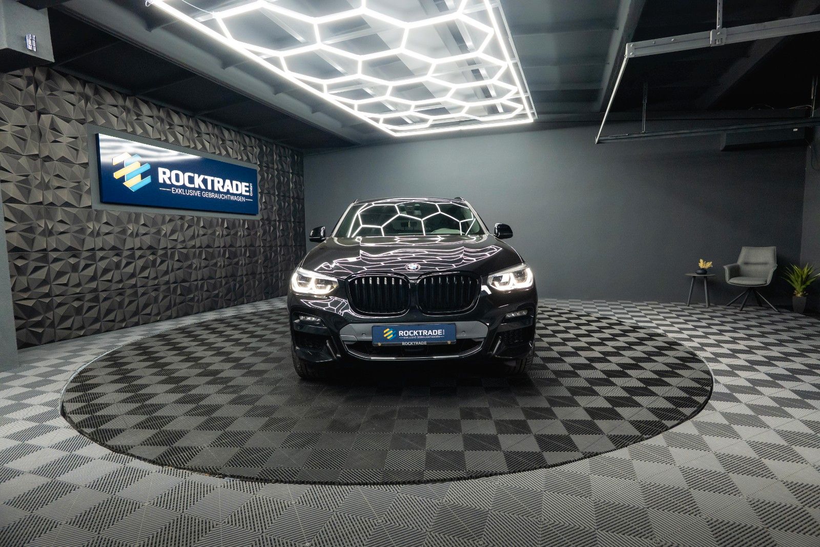 Fahrzeugabbildung BMW X4 xDrive 20d M Sport X Shadow Line *ACC*LED*DAB