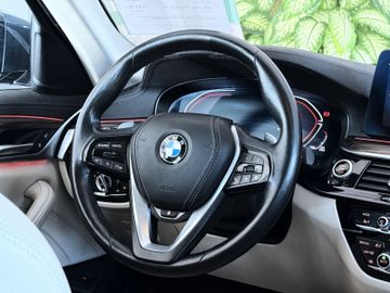 BMW 520 - 8