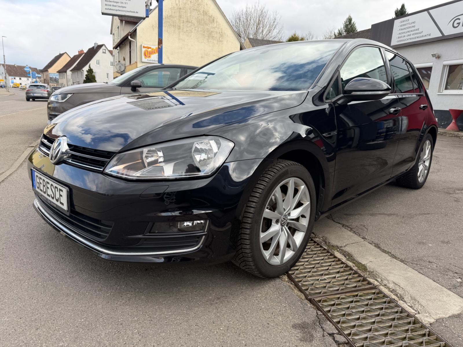 Volkswagen Golf VII Lim. Lounge BMT 1.6 TDI 17" ALU KLIMA