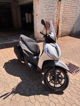 Piaggio Beverly 400 S - Piaggio Motorräder in Wuppertal