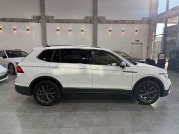 Volkswagen Tiguan Allspace - 5