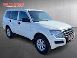 Mitsubishi Pajero 3.2 DI-D Automatik *AHK, Klimaautomatik* - Mitsubishi Pajero mit Diesel-Antrieb: Automatik