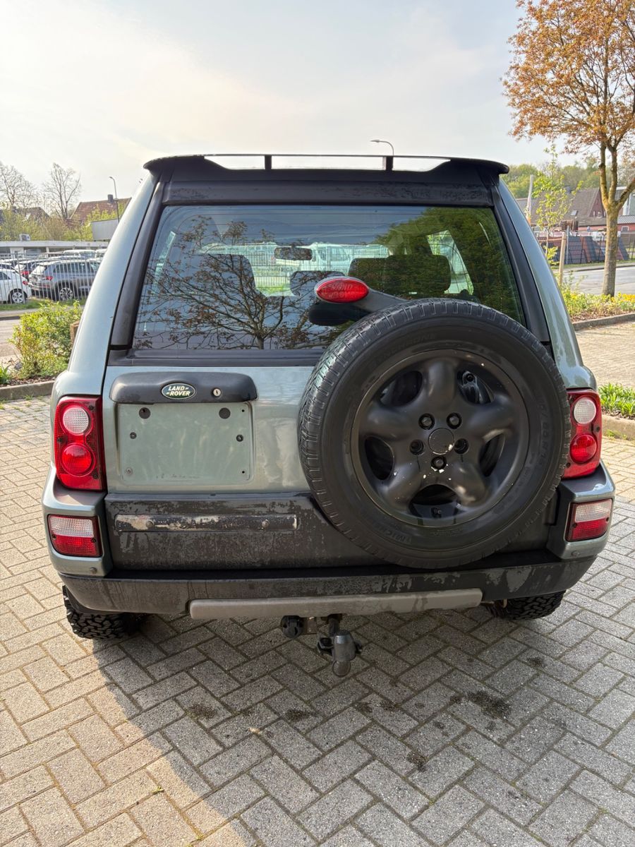 Foto 9 van LAND ROVER Freelander