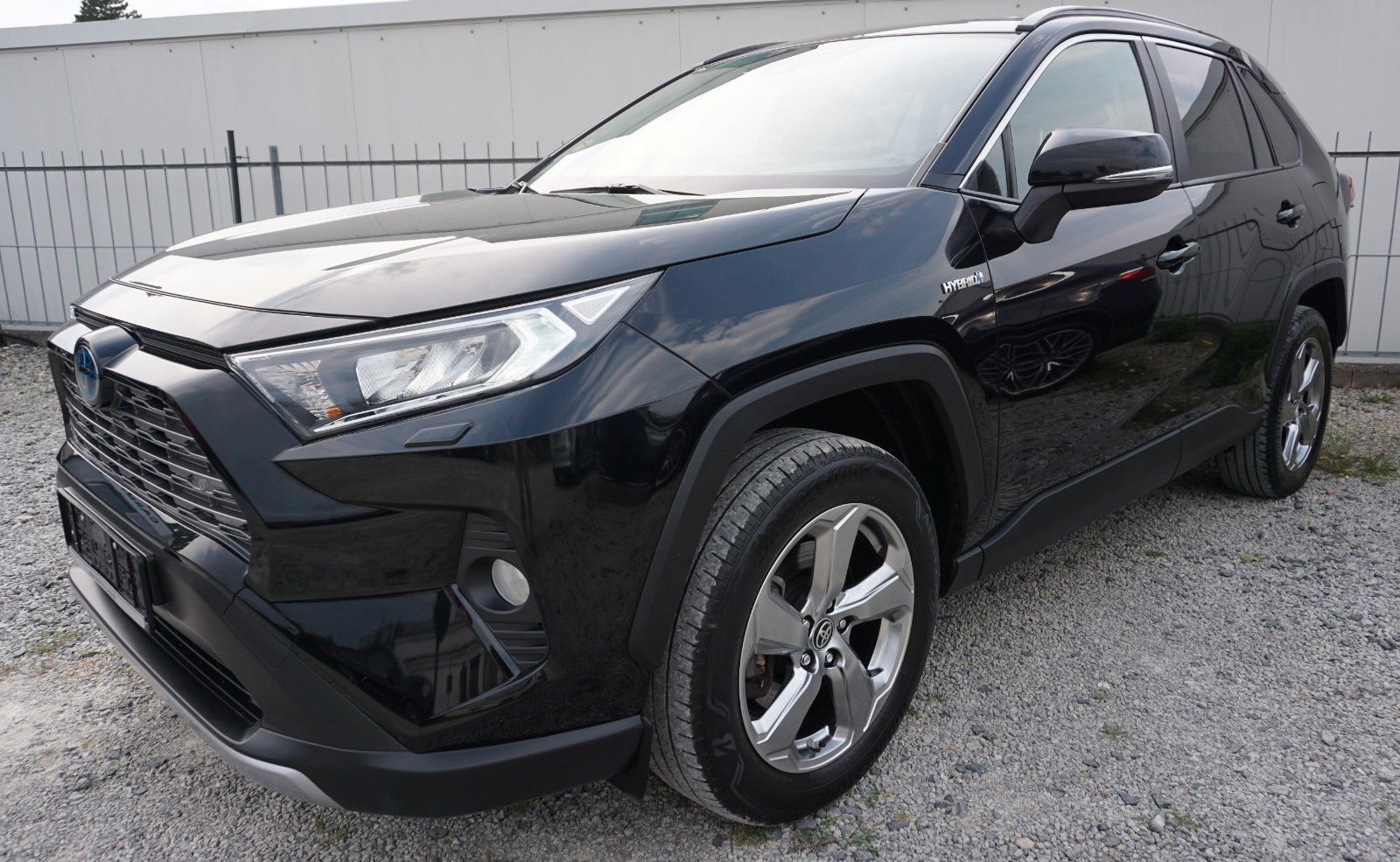 Fahrzeugabbildung Toyota RAV4 Hybrid 4x4 Team Deutschland LED,ACC,SH,AHK