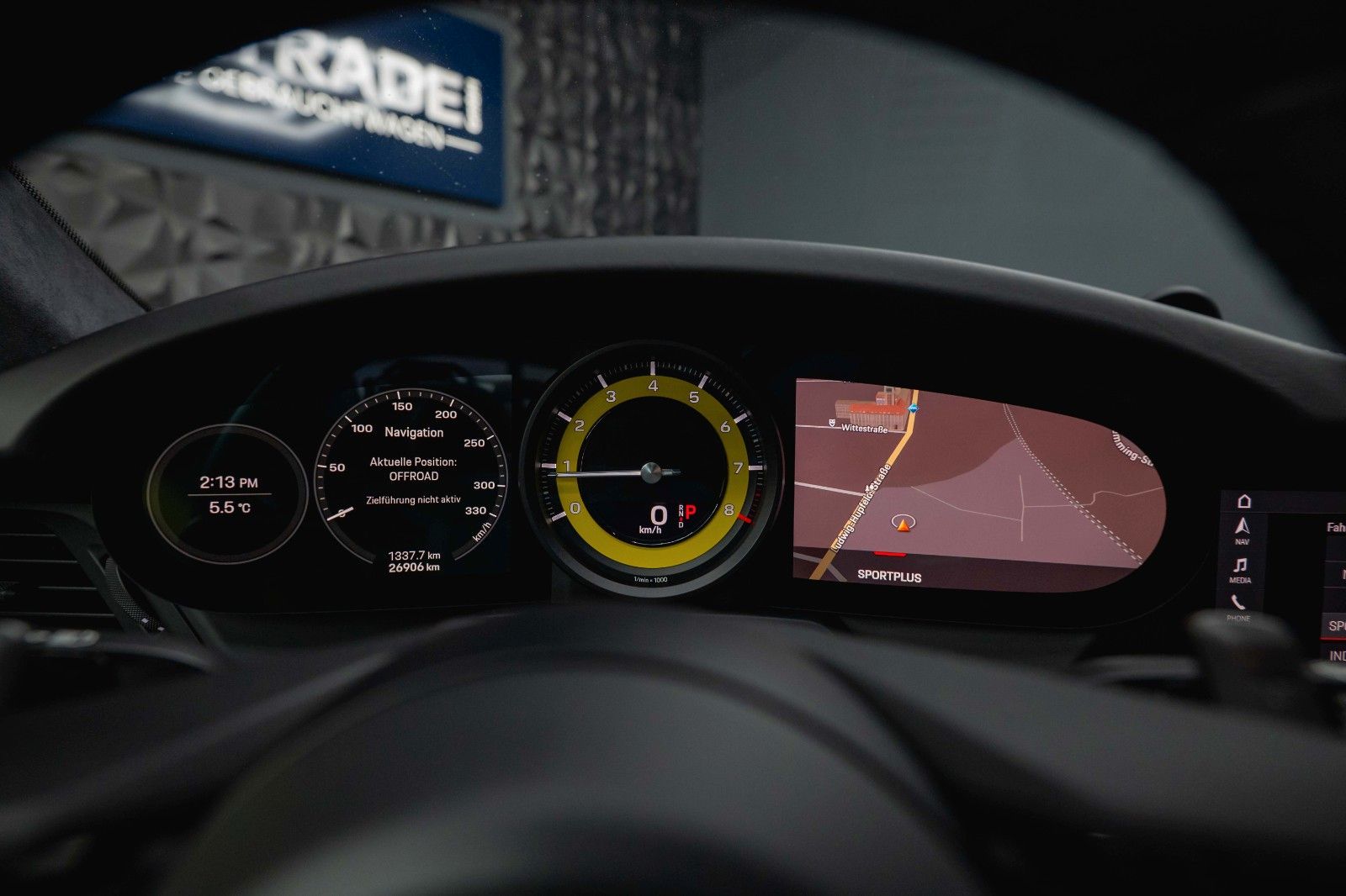 Fahrzeugabbildung Porsche 992 911 Carrera 4 S Sport-Chrono *Pano*LED*BOSE*