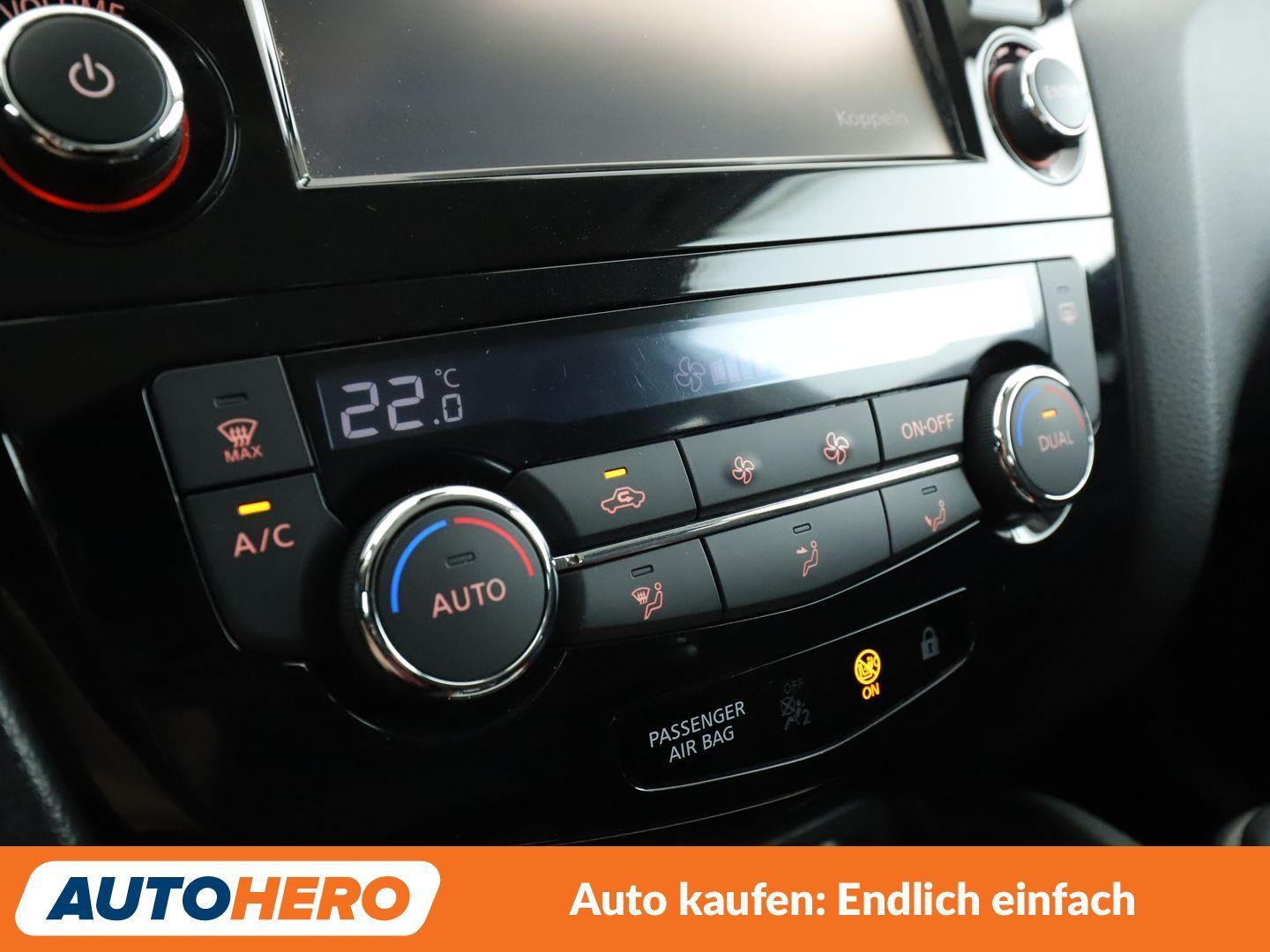 Nissan Qashqai 1.2 Acenta Aut.*NAVI*CAM*SPUR*PDC*SHZ*