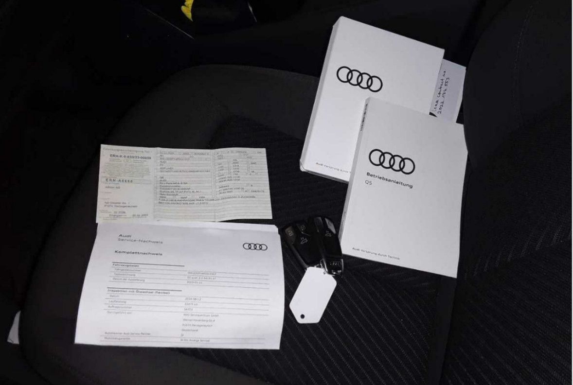Fahrzeugabbildung Audi Q5 45 TFSI Quatt S LINE/LED/NAVI/VIRTU/SHZ/20"LM
