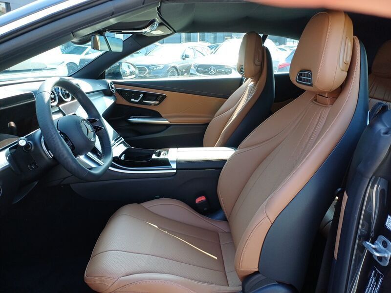 Other Mercedes-Benz CLE Cabrio CLE Cabrio 220 d AMG Li imagem 3