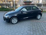Audi A1 attraction~1.Hand~ - Audi A1 in Wiesbaden