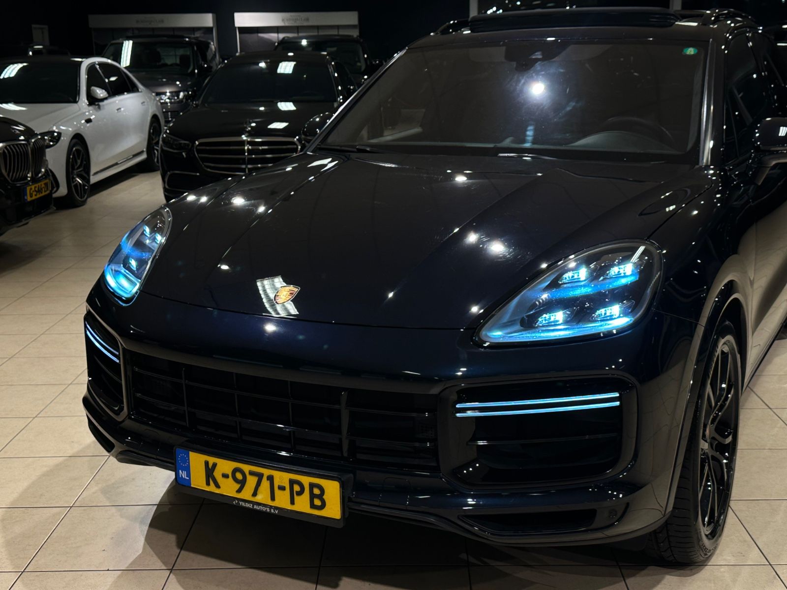Porsche Cayenne 4.0 Turbo S E-Hybrid/PANO/2HAND/MATRIX/ imagem 3