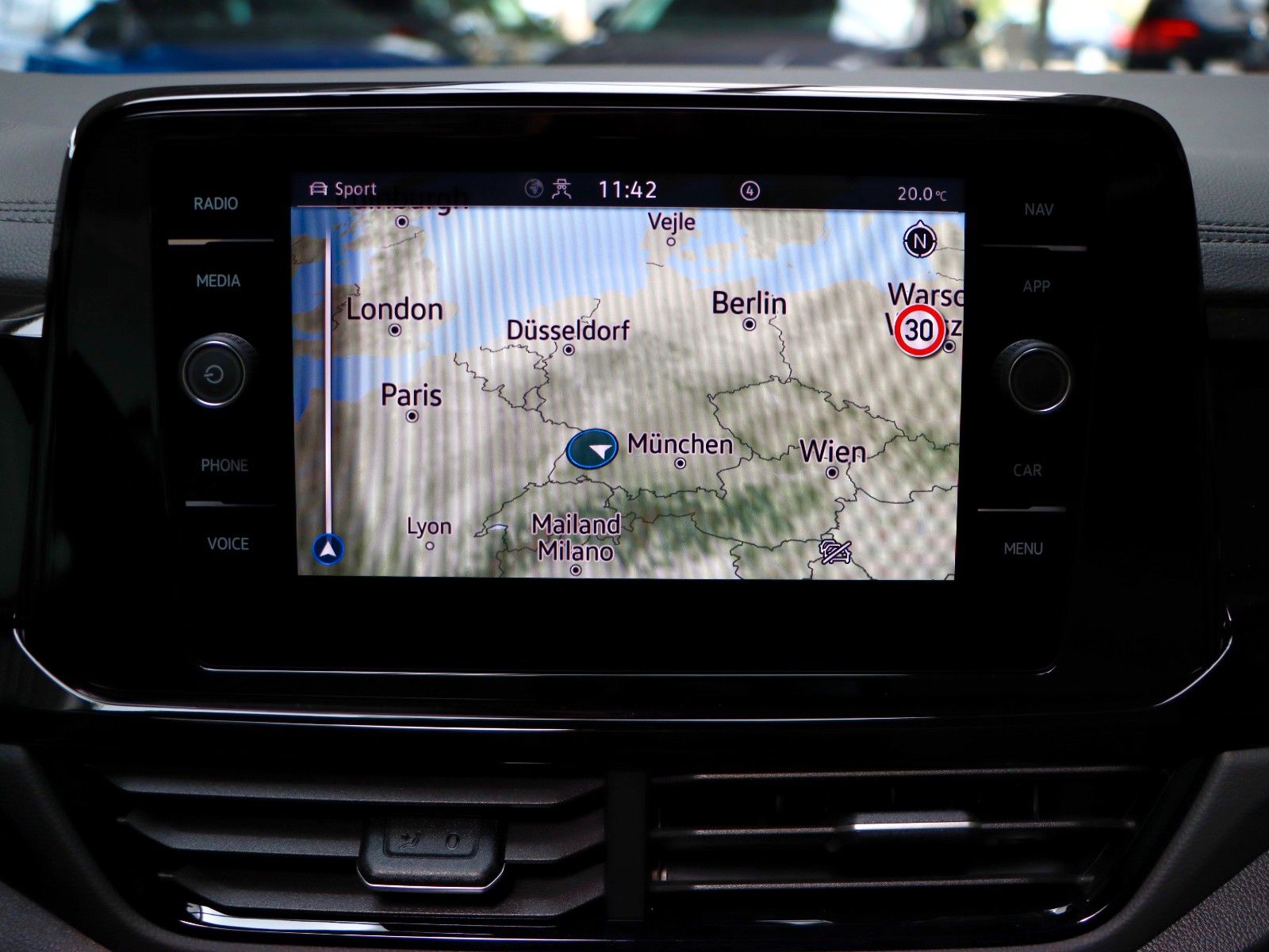 Volkswagen T-Roc - Bild 24
