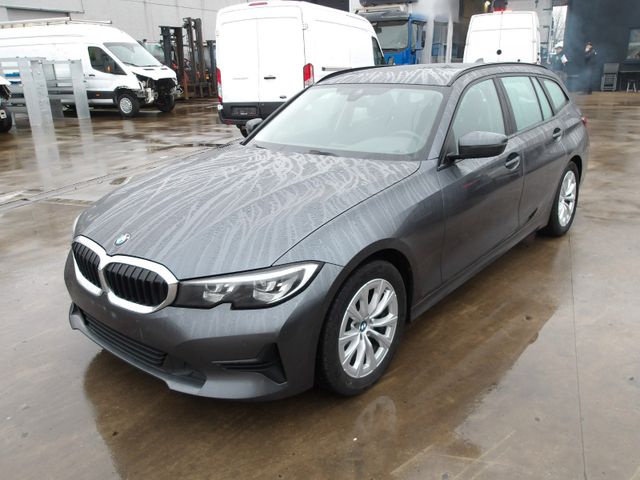 BMW 318 d (152)