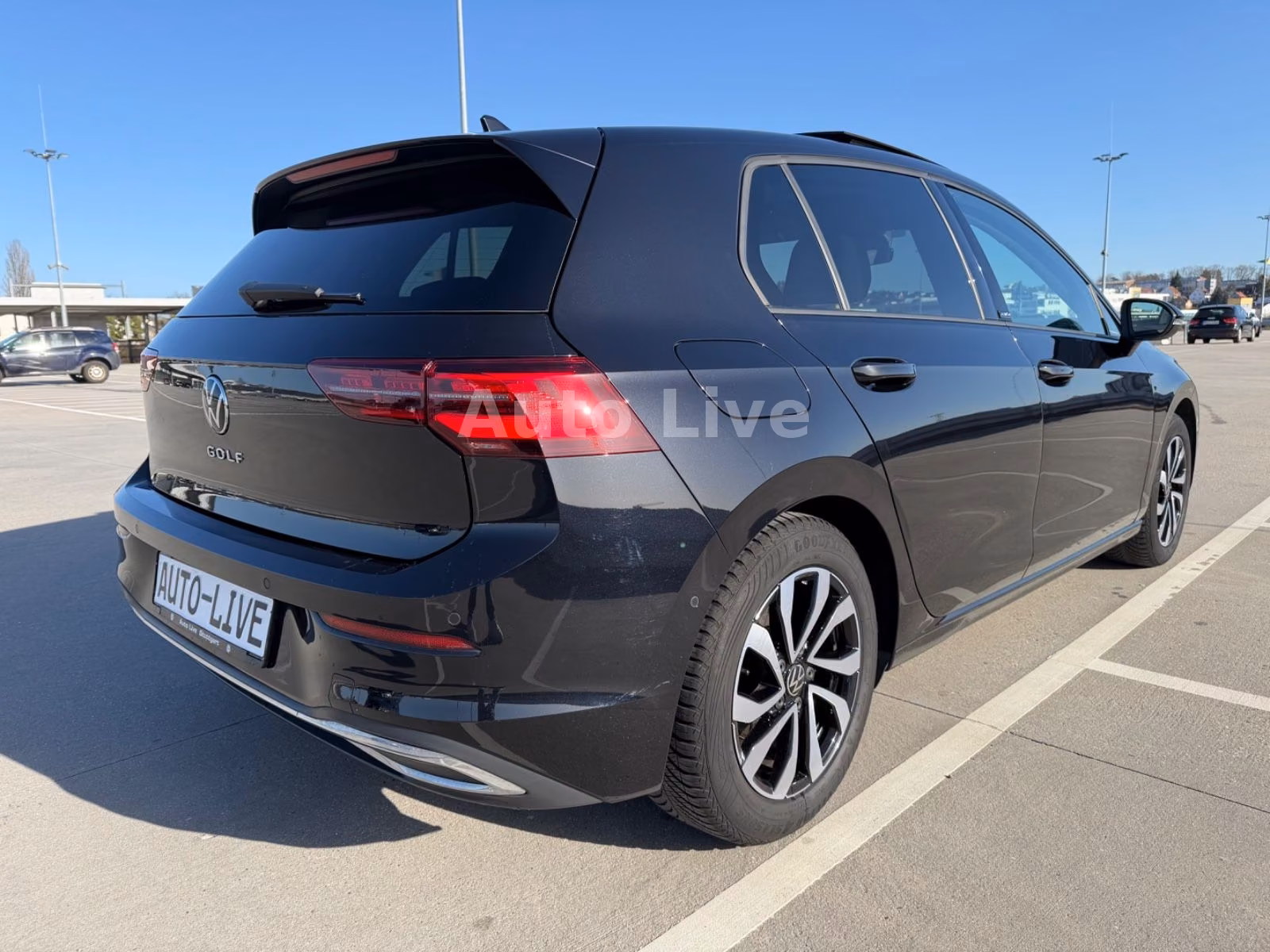 Volkswagen Golf 8 2.0 TDI ACTIVE*DSG*VIR*PAN*IQ-LED*HEAD UP, миниатюра 5