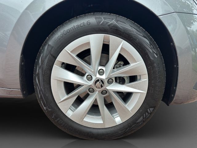 Octavia Combi 2.0 TDI DPF Style DSG ACC HUD LED