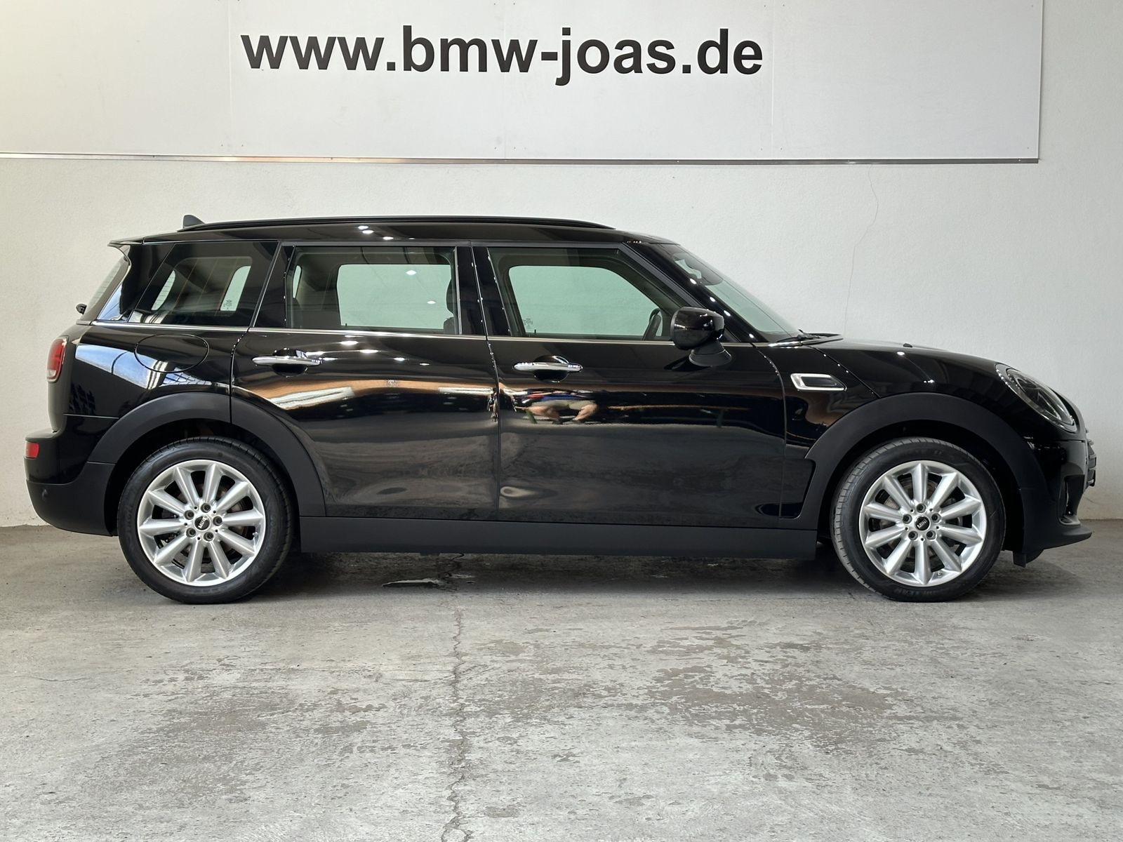 Fahrzeugabbildung MINI One D Clubman Blackyard Edition