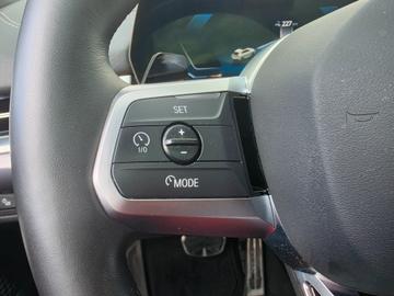 2024 BMW IX2 缩略图 22