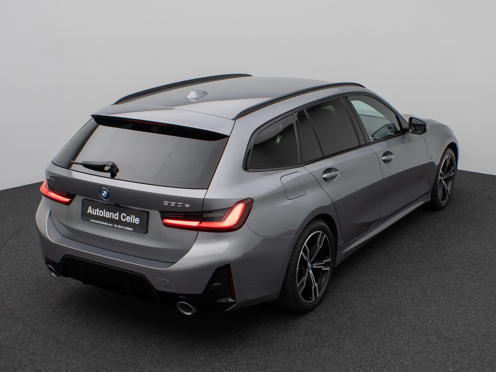 Fahrzeugabbildung BMW 330e xD M Sport Kamera DAB HUD Lenkradheizung