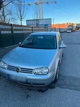 Volkswagen VW Golf 4 1,6 Wenig Kilometer Sehr gepflegt - Volkswagen Golf aus 2003: 1.6