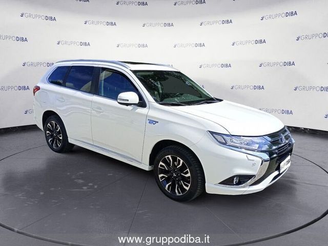 Mitsubishi Outlander III 2016 Benzina phev 2.0 I