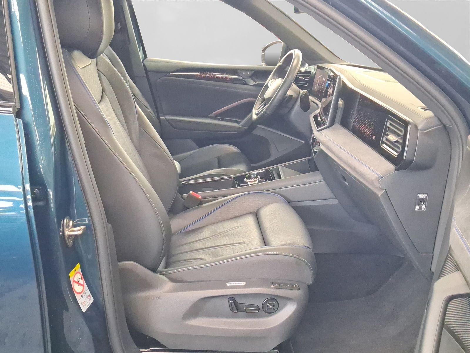Volkswagen Tiguan 1.5 eTSI DSG R-LINE ST.HEIZ LEDER KAMERA foto 4