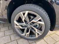 SKODA Karoq 2.0 TSI DSG 4x4 Sportline DSG AHK 5J GAR bei Autohaus Landmann & Maier OHG