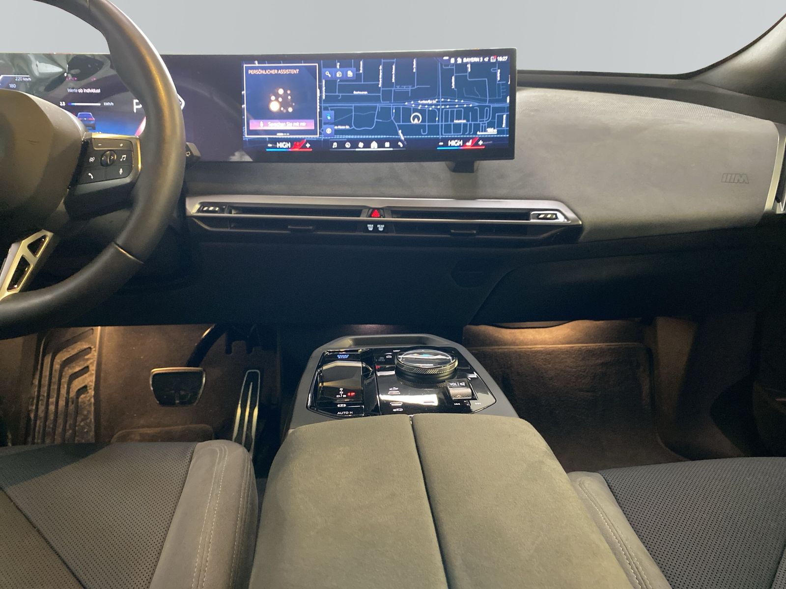BMW iX - Bild 13
