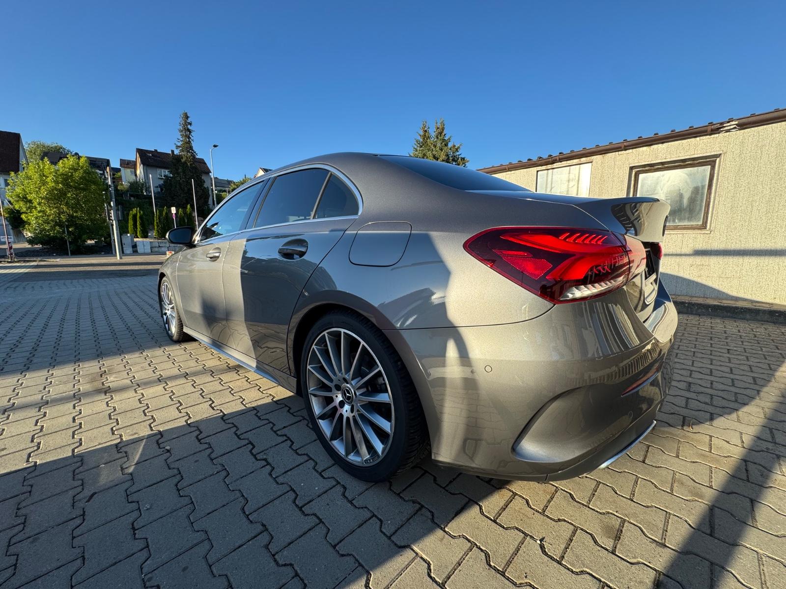 Mercedes-Benz A-Class AMG LINE Scheckheftgeplegt Burmester Sound, миниатюра 7