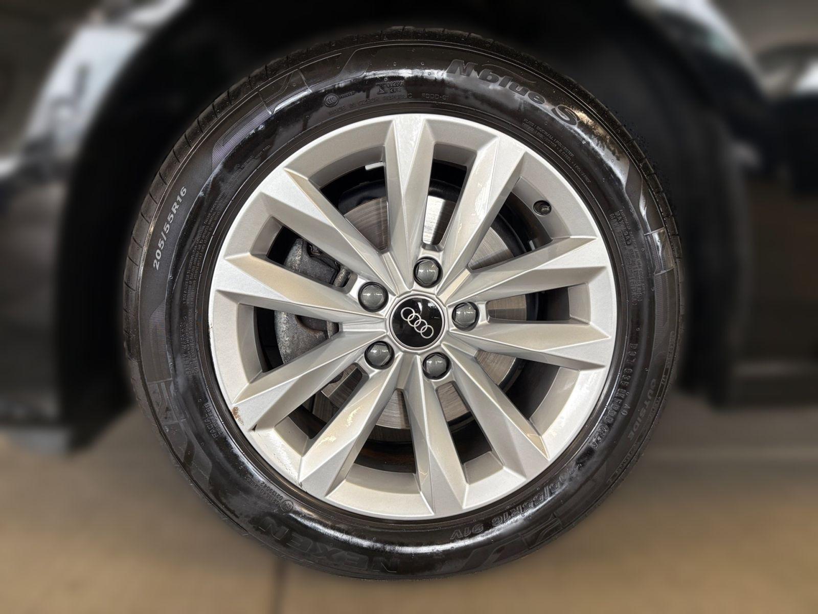 Audi A3 Sportback 30 TFSI S tronic Navi Tempomat DAB, миниатюра 3