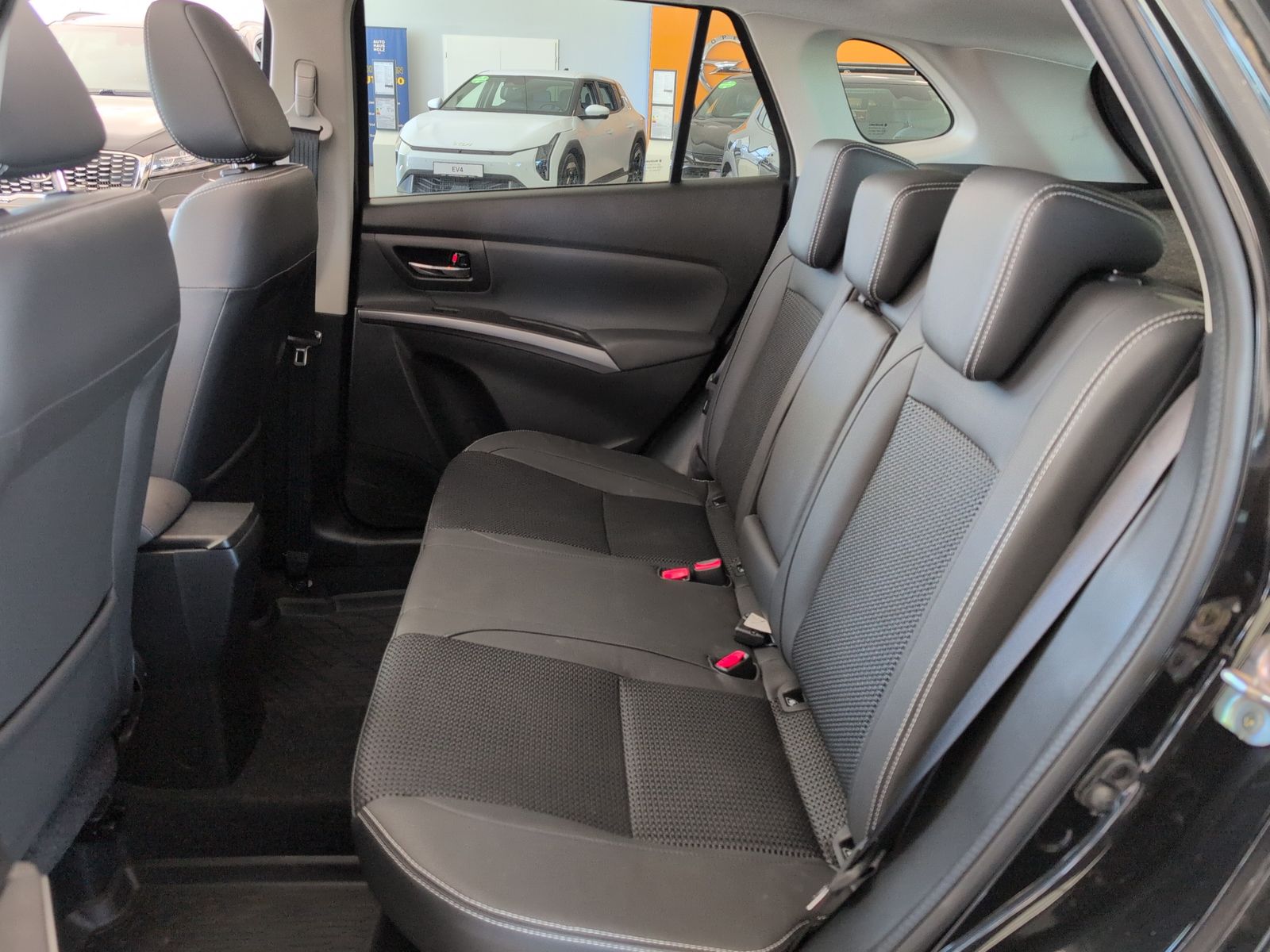 SUZUKI ANDERE S-Cross 1.4 Boosterjet Comfort ALLGRIP Navi – Bild 10
