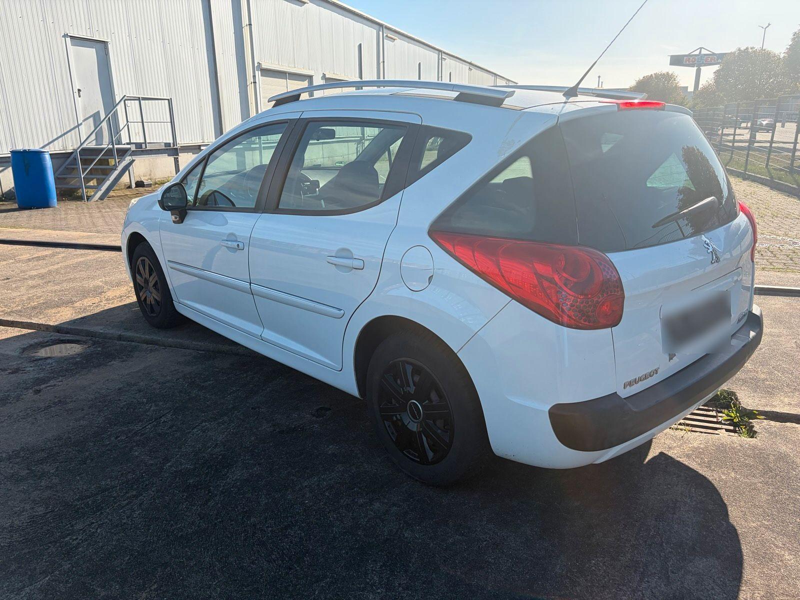 Peugeot 207 2012 — двигун 73 HP (54kW)
