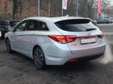 Hyundai i40 Kombi 2.0 T-GDI Premium Xenon Navi Kamera - Hyundai i40 aus 2016