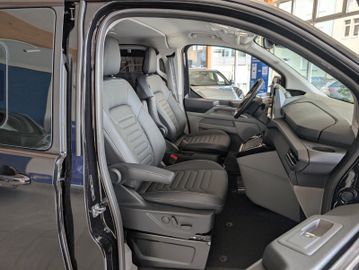 Ford Tourneo Custom Tit. 2.0 L1 AT,19"