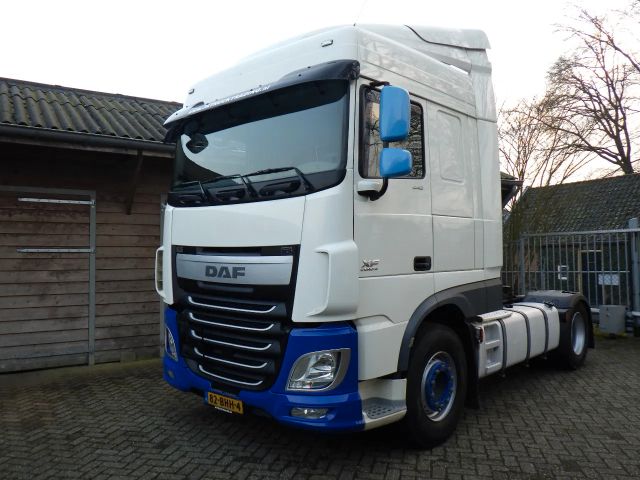 DAF XF 440 Euro 6/ ADR / Holland Truck / 8 Ton voora