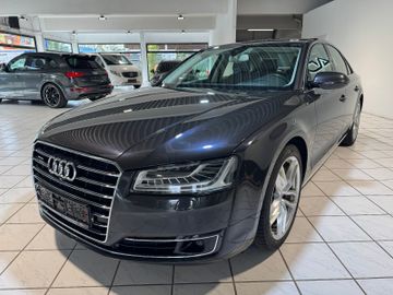 Audi A8 - 4