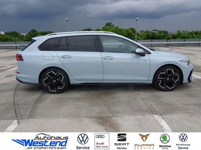 Fahrzeugabbildung Volkswagen Golf Variant R-Line 1.5l eTSI 110kW DSG AHK LED
