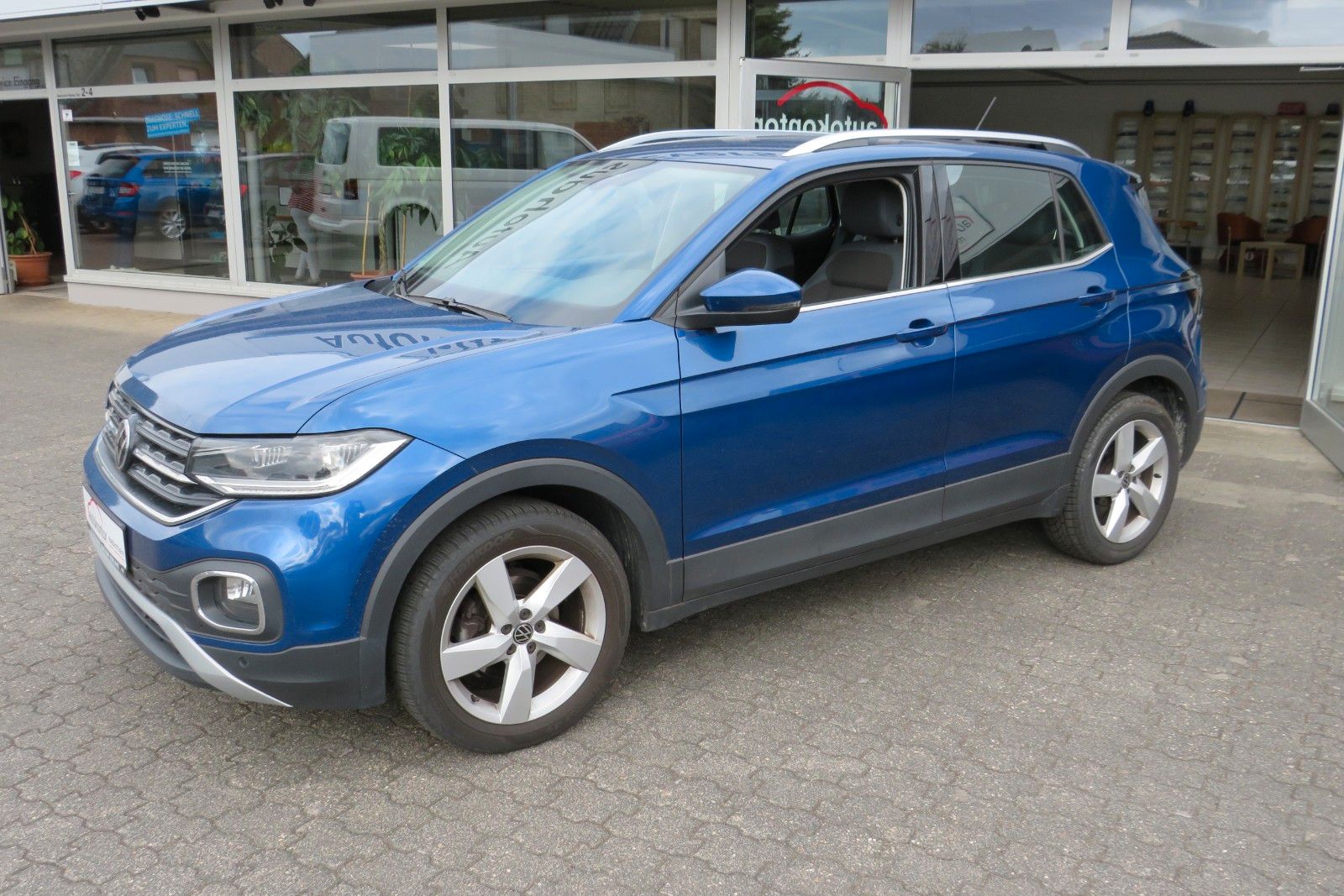 Fahrzeugabbildung Volkswagen T-Cross Highline DSG ACC NAVI AHK APP 1.HAND