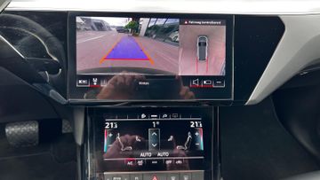 Audi Q8 e-tron - 9