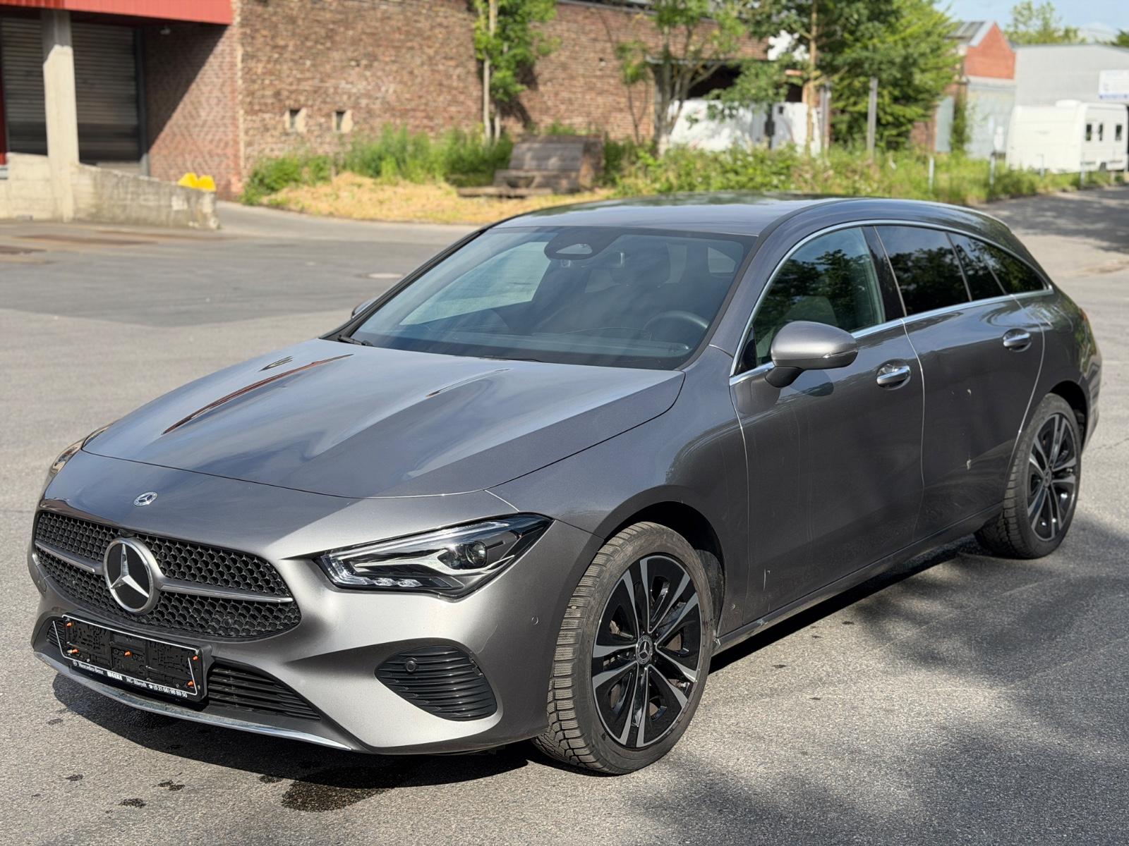 Mercedes-Benz CLA 250e Distronic Kamera KeyGo SpurAsyst Leder