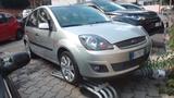 Ford Fiesta 1.4 TDCi 5p. Ghia - Ford Fiesta aus 2006: Ghia
