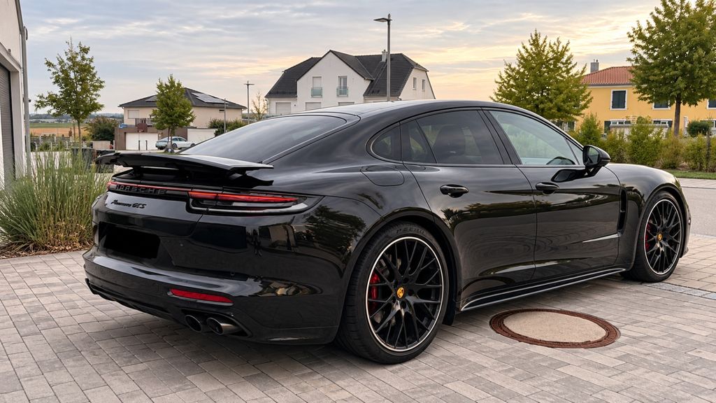 Image of Porsche Panamera