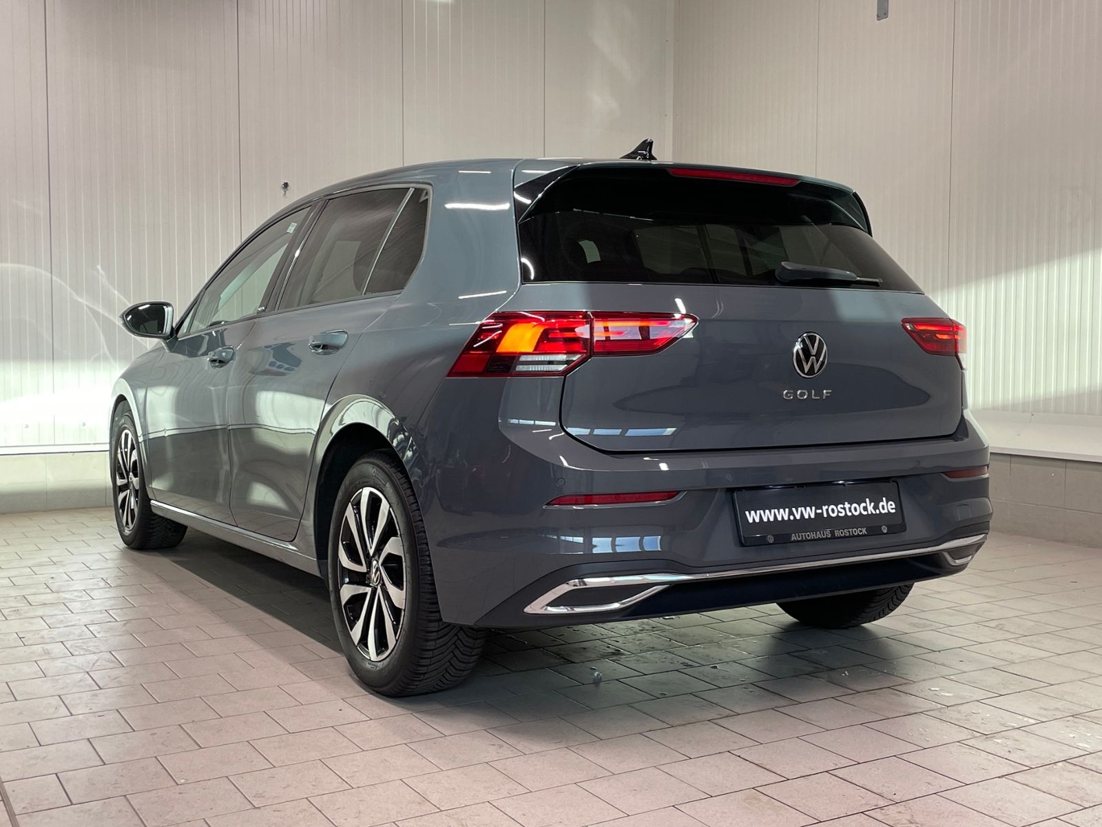 Golf VIII Active 1.5 TSI KLIMA NAVI PDC