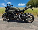 Ducati Streetfighter V2 - kein Vorführer, viel Zubehör - DUCATI ST2