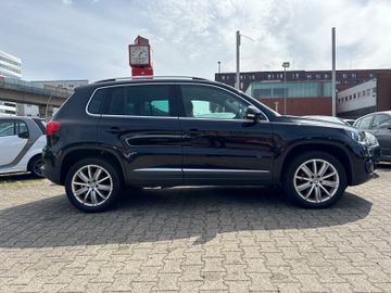 Volkswagen Tiguan - 3