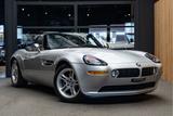 BMW Z8 Cabrio Neu Zustand Selten 5.0 James Bond - silberne BMW Z8